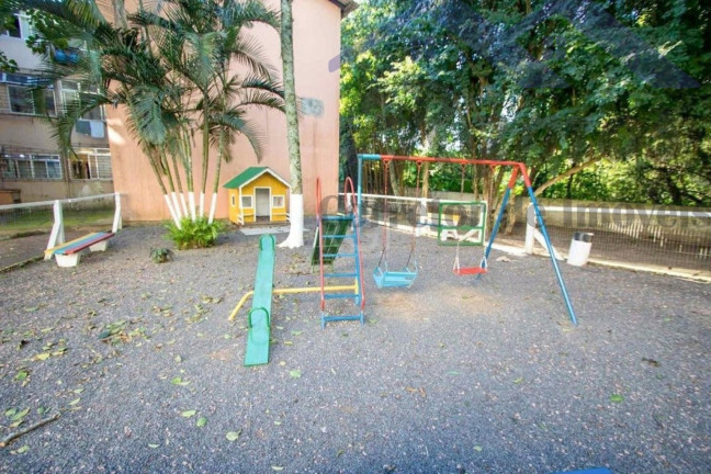 Imagem Imóvel com 3 Quartos à Venda, 67 m² em Cavalhada - Porto Alegre