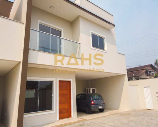 Imagem Casa com 3 Quartos à Venda, 154 m² em Bom Retiro - Joinville