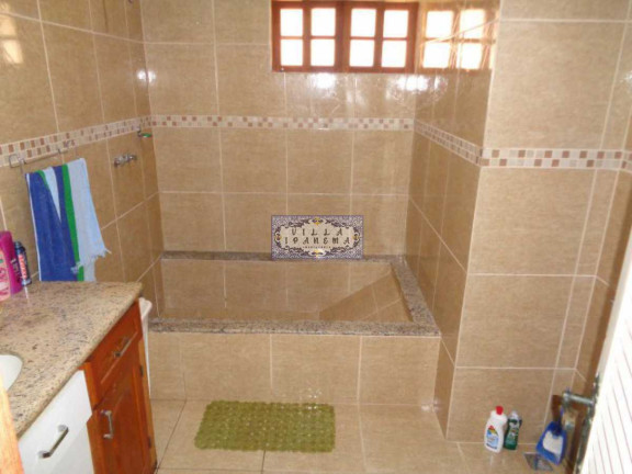 Imagem Imóvel com 3 Quartos à Venda, 200 m² em Iucas - Teresópolis