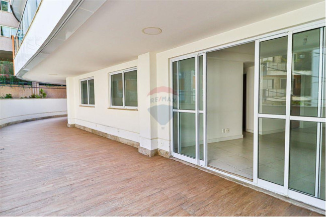 Imagem Apartamento com 4 Quartos à Venda, 165 m² em Lagoa - Rio De Janeiro Imagem Apartamento com 4 Quartos à Venda, 165 m² em Lagoa - Rio De Janeiro
