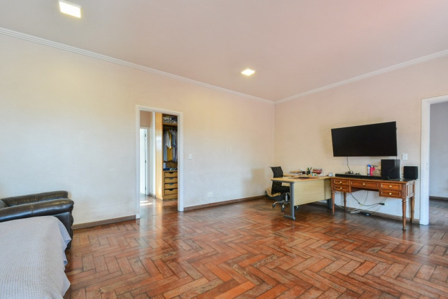 Imagem Casa com 4 Quartos à Venda, 450 m² em Caxingui - São Paulo