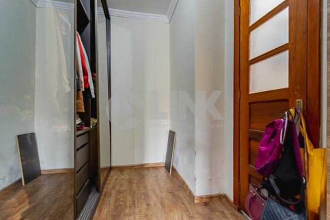 Imagem Casa com 3 Quartos à Venda, 231 m² em Jardim Itu - Porto Alegre