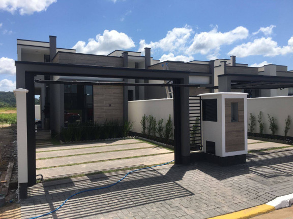 Casa com 2 Quartos à Venda, 57 m² em Br Felice - Tijucas