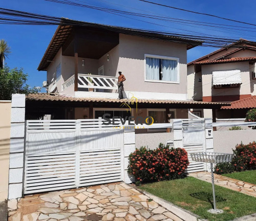 Casa de Condomínio com 4 Quartos à Venda, 240 m² em Itaipu - Niterói