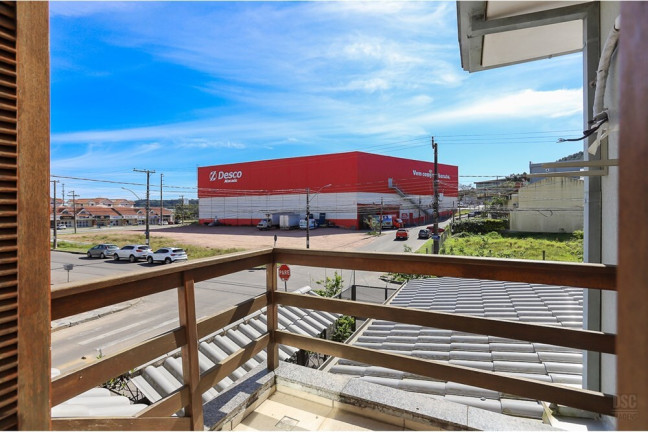 Imagem Casa com 3 Quartos à Venda, 143 m² em Hípica - Porto Alegre Imagem Casa com 3 Quartos à Venda, 143 m² em Hípica - Porto Alegre