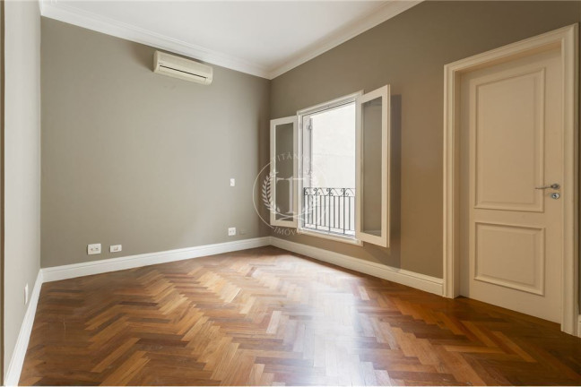 Imagem Casa com 4 Quartos à Venda, 388 m² em Jardim Panorama - São Paulo
