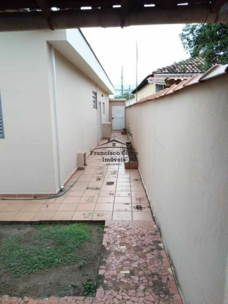Imagem Casa com 3 Quartos à Venda, 110 m² em Pedregulho - Guaratinguetá