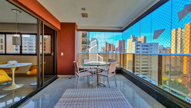 Foto do imóvel Apartamento com 4 Quartos à Venda, 300 m² em Meireles - Fortaleza