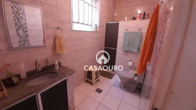 Imagem Casa com 3 Quartos à Venda, 200 m² em Santa Efigênia - Belo Horizonte Imagem Casa com 3 Quartos à Venda, 200 m² em Santa Efigênia - Belo Horizonte