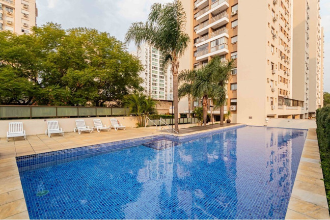 Imagem Imóvel com 3 Quartos à Venda, em Passo Da Areia - Porto Alegre Imagem Imóvel com 3 Quartos à Venda, em Passo Da Areia - Porto Alegre