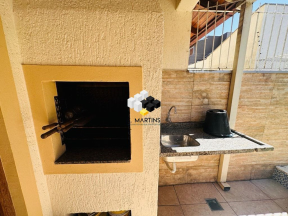 Imagem Casa com 3 Quartos à Venda, 215 m² em Hípica - Porto Alegre Imagem Casa com 3 Quartos à Venda, 215 m² em Hípica - Porto Alegre