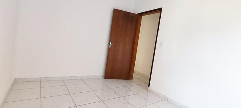 Imagem Sobrado com 2 Quartos à Venda, 60 m² em São Mateus - São Paulo