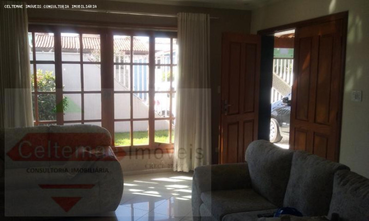 Imagem Casa com 4 Quartos à Venda, 120 m² em Vila Paulista - Taubaté