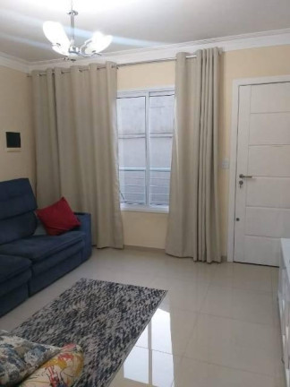 Imagem Casa de Condomínio com 4 Quartos à Venda, 180 m²