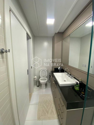 Imagem Apartamento com 3 Quartos à Venda, 207 m² em Centro - Balneário Camboriú Imagem Apartamento com 3 Quartos à Venda, 207 m² em Centro - Balneário Camboriú