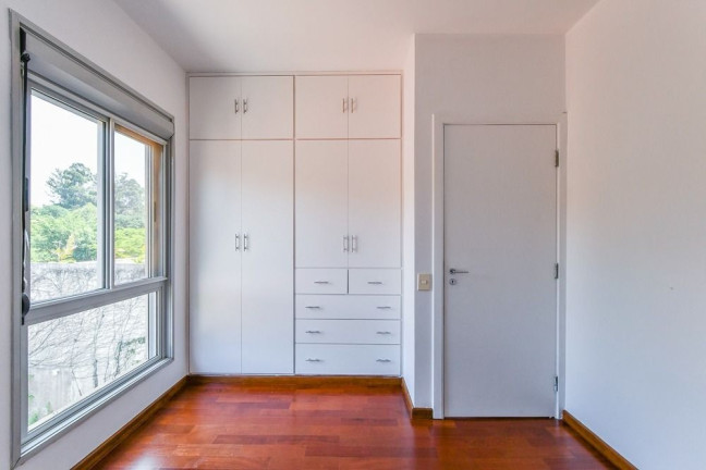 Imagem Casa com 4 Quartos à Venda, 365 m² em Vila Inah - São Paulo