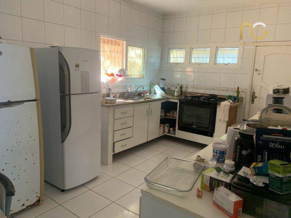 Imagem Sobrado com 3 Quartos à Venda, 300 m² em Canto Do Forte - Praia Grande Imagem Sobrado com 3 Quartos à Venda, 300 m² em Canto Do Forte - Praia Grande