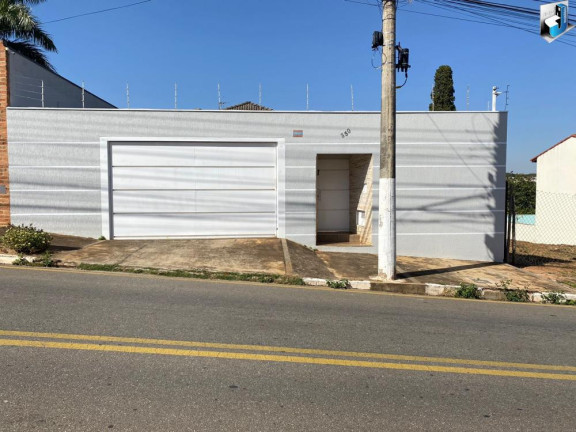 Casa com 3 Quartos à Venda,  em Colina Verde - Tatuí