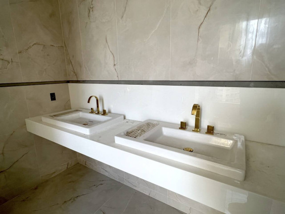 Imagem Apartamento com 3 Quartos à Venda, 221 m² em Fazenda Vitali - Colatina