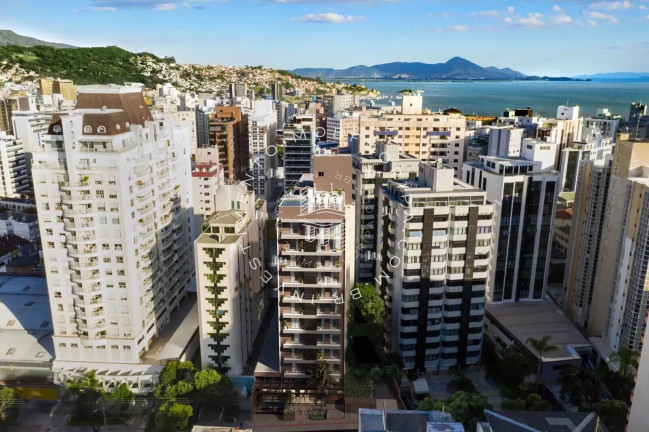 Imagem Apartamento com 1 Quarto à Venda, 83 m² em Centro - Florianópolis