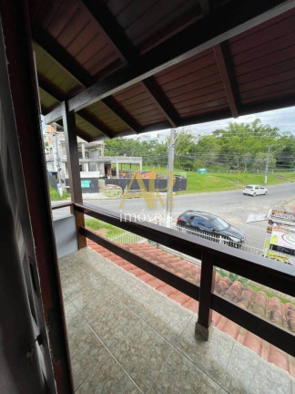 Imagem Casa com 3 Quartos à Venda, 130 m² em Pedra Branca - Palhoça