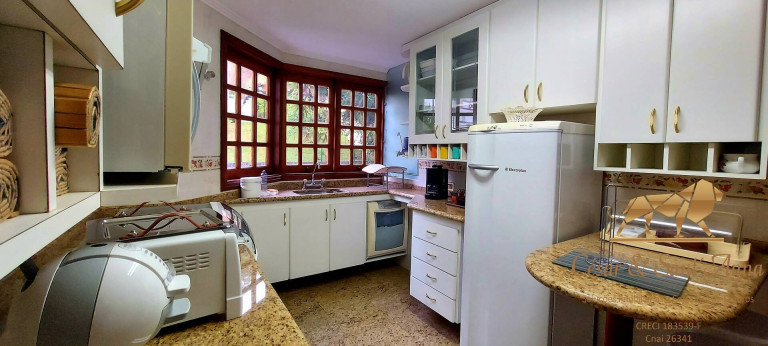 Imagem Apartamento com 4 Quartos à Venda, 226 m² em Capivari - Campos Do Jordão Imagem Apartamento com 4 Quartos à Venda, 226 m² em Capivari - Campos Do Jordão