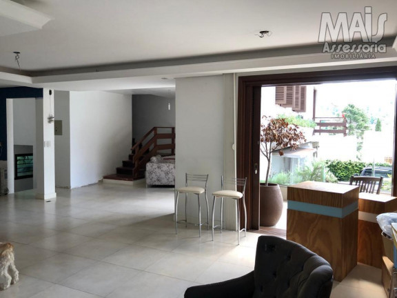 Imagem Casa com 6 Quartos à Venda, 535 m² em Jardim Mauá - Novo Hamburgo Imagem Casa com 6 Quartos à Venda, 535 m² em Jardim Mauá - Novo Hamburgo