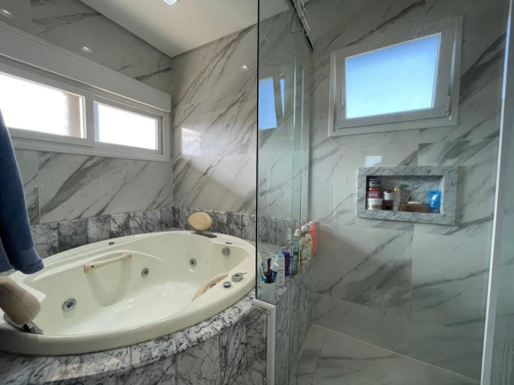 Imagem Casa com 3 Quartos à Venda, 289 m² em Santa Regina - Camboriú