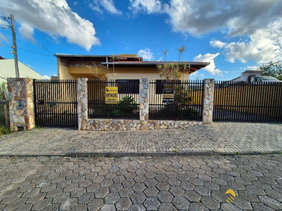 Imagem Casa com 3 Quartos à Venda, 240 m² em água Verde - Blumenau Imagem Casa com 3 Quartos à Venda, 240 m² em água Verde - Blumenau
