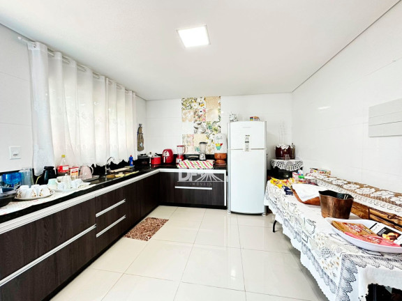 Imagem Casa com 4 Quartos à Venda, 261 m² em Setor Habitacional Arniqueira (águas Claras) - Brasília Imagem Casa com 4 Quartos à Venda, 261 m² em Setor Habitacional Arniqueira (águas Claras) - Brasília
