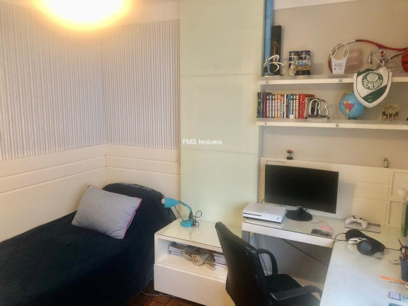 Imagem Imóvel com 4 Quartos à Venda, 212 m² em Santa Cecilia - São Paulo Imagem Imóvel com 4 Quartos à Venda, 212 m² em Santa Cecilia - São Paulo