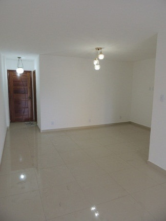 Imagem Imóvel com 2 Quartos à Venda, 100 m² em São Francisco - Niterói Imagem Imóvel com 2 Quartos à Venda, 100 m² em São Francisco - Niterói
