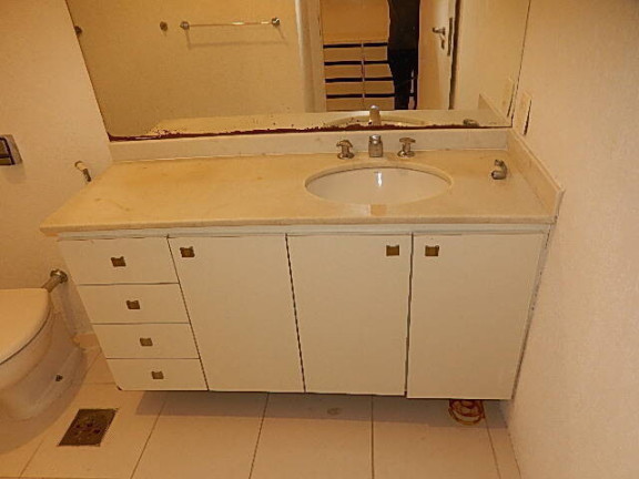 Imagem Apartamento com 3 Quartos à Venda, 147 m² em Lagoa - Rio De Janeiro Imagem Apartamento com 3 Quartos à Venda, 147 m² em Lagoa - Rio De Janeiro