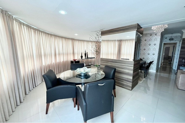 Imagem Imóvel com 3 Quartos à Venda, 140 m² em Pioneiros - Balneário Camboriú