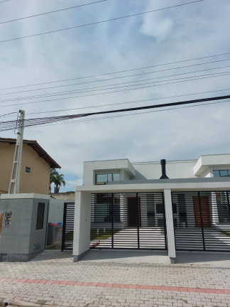 Imagem Casa com 2 Quartos à Venda, 74 m² em Bombas - Bombinhas