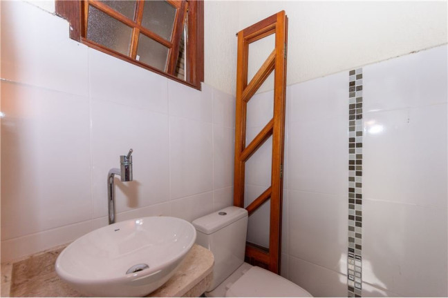 Imagem Casa com 3 Quartos à Venda, 225 m² em Parelheiros - São Paulo Imagem Casa com 3 Quartos à Venda, 225 m² em Parelheiros - São Paulo