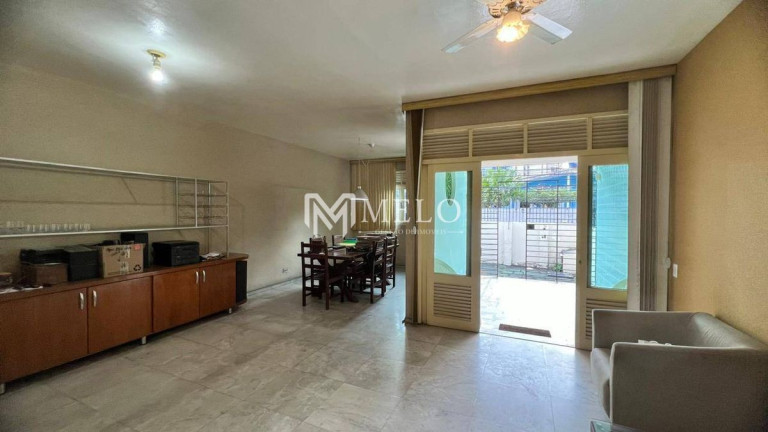 Casa com 3 Quartos à Venda, 452 m² em Parnamirim - Recife