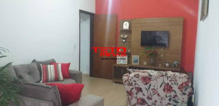 Casa com 2 Quartos à Venda, 77 m² em Federal - São Lourenço