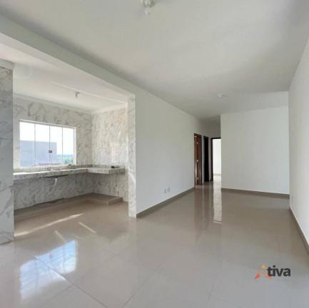 Imagem Sobrado com 3 Quartos à Venda, 77 m²