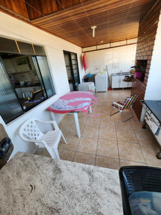 Imagem Casa com 3 Quartos à Venda, 246 m² em Xaxim - Curitiba