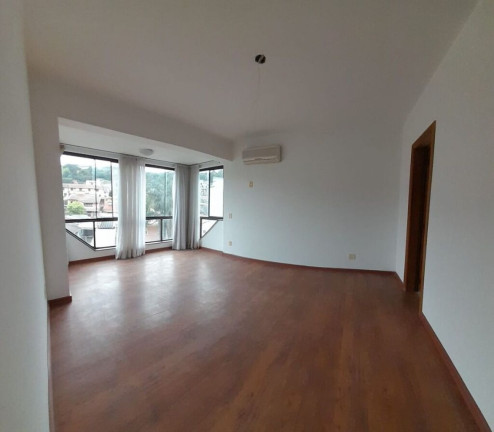 Imagem Imóvel com 2 Quartos à Venda, 89 m² em Tristeza - Porto Alegre Imagem Imóvel com 2 Quartos à Venda, 89 m² em Tristeza - Porto Alegre