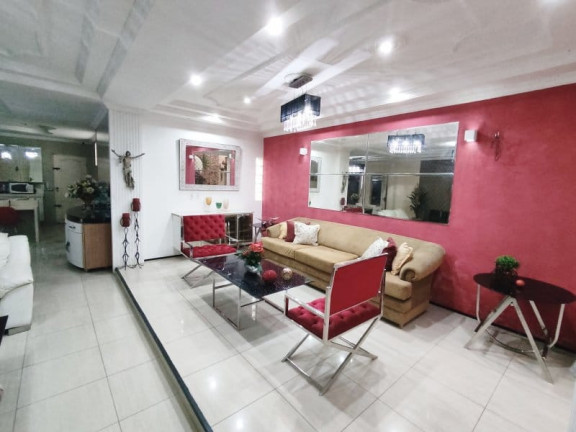 Casa com 9 Quartos à Venda, 960 m² em Centro - Fortaleza