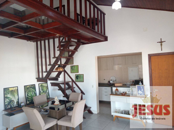 Imagem Cobertura com 3 Quartos à Venda, 215 m² em Enseada - Guarujá