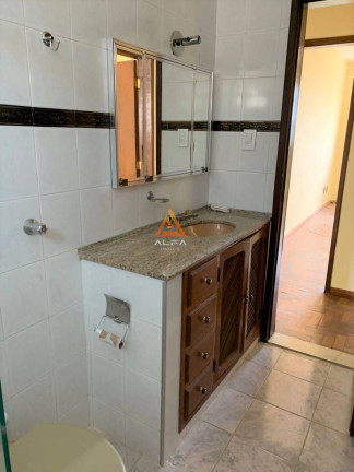 Imagem Cobertura com 3 Quartos à Venda, 205 m²