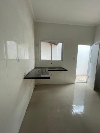 Imagem Casa com 2 Quartos à Venda, 58 m² em Sítio Do Campo - Praia Grande