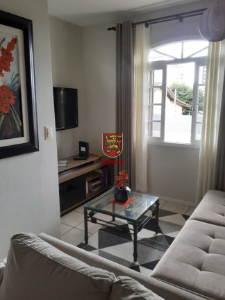 Imagem Casa com 3 Quartos à Venda, 240 m² em Capoeiras - Florianópolis