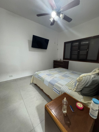 Imagem Casa com 3 Quartos à Venda, 168 m² em Flórida - Praia Grande Imagem Casa com 3 Quartos à Venda, 168 m² em Flórida - Praia Grande
