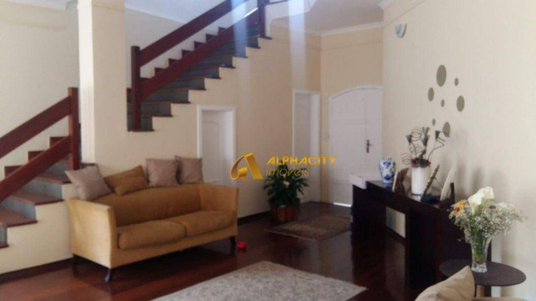 Imagem Casa com 4 Quartos à Venda, 395 m² em Alphaville - Santana De Parnaíba Imagem Casa com 4 Quartos à Venda, 395 m² em Alphaville - Santana De Parnaíba