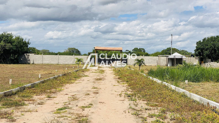 Imagem Terreno à Venda, 140 m² em Papagaio - Feira De Santana Imagem Terreno à Venda, 140 m² em Papagaio - Feira De Santana