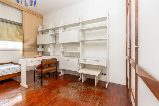 Imagem Apartamento com 3 Quartos à Venda, 213 m² em Cerqueira César - São Paulo